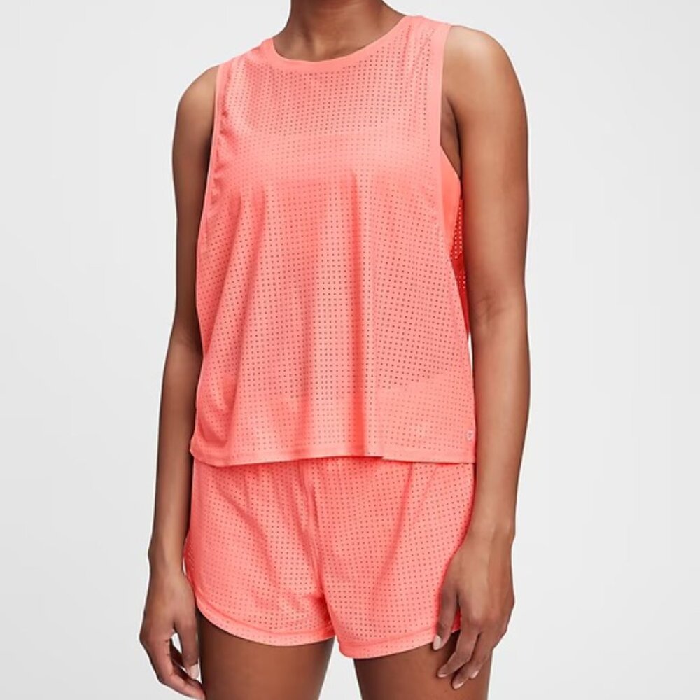 SET! GapFit Perforated Mesh Tank + Double Layer Run Shorts - Medium - Coral Pink